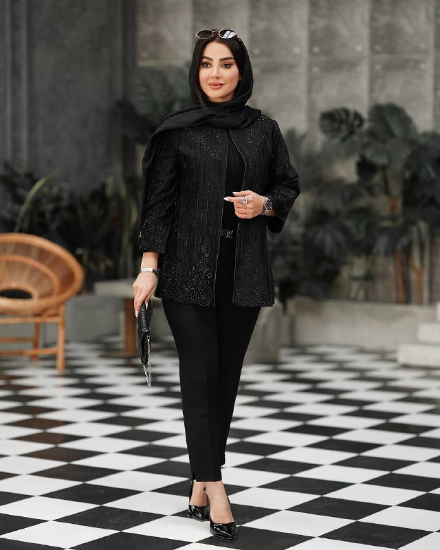 مانتو مزونی کرمی زاده ?