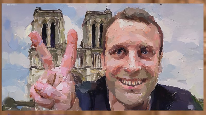 Emmanuel Macron immortalisé : Notre cher …