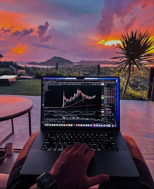 اکانت های قانونی TradingView موجود شد.