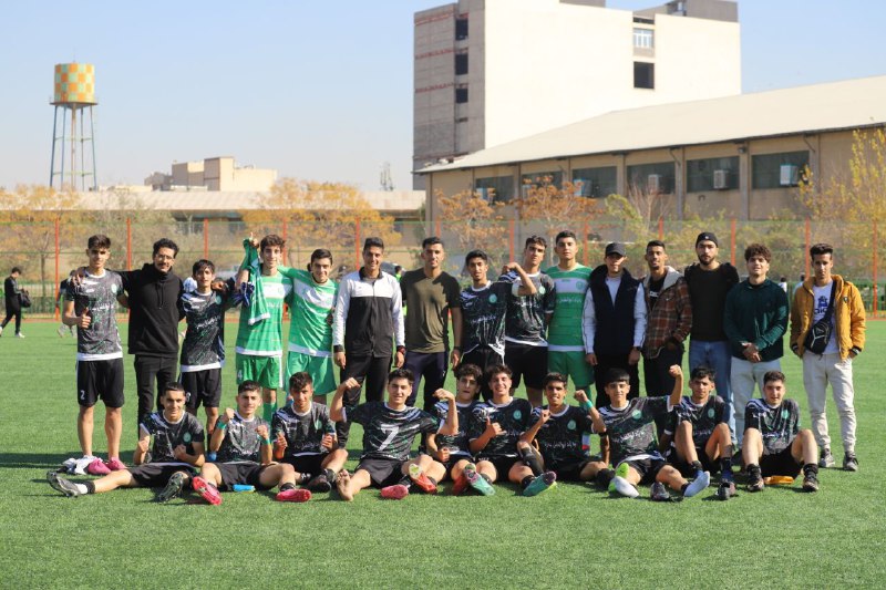 برد پر گل در قام نخست