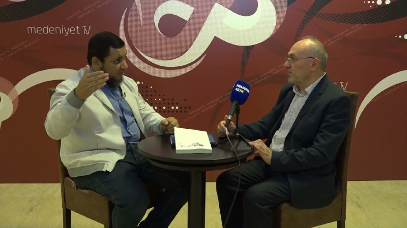 لقاء على هامش منتدى كوالالمبور، مع …