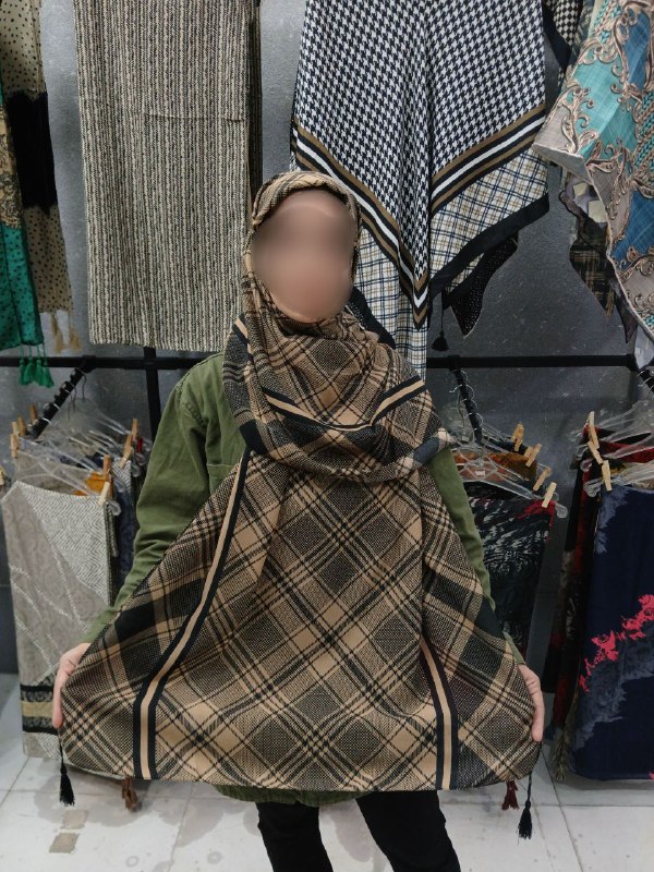 Mehrazarscarf2018