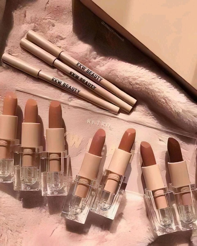 عالم الموضة والجمال 💄❤.