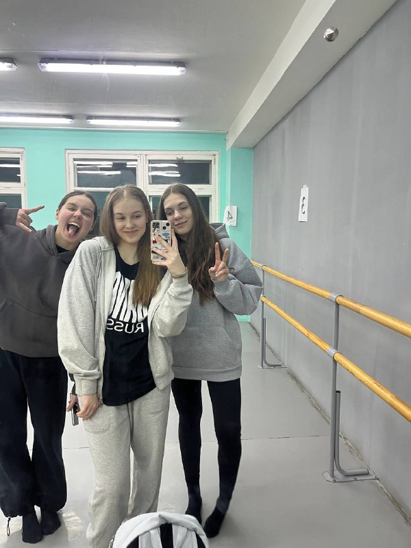 МЕЗИНЧЕКОВА🙇‍♀️🌊
