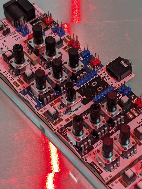 microrack synth