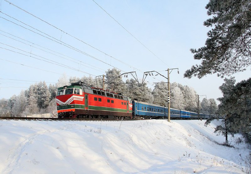 **БЖД** [**назначила**](https://www.rw.by/corporate/press_center/news_of_passengers/2024/12/belorusskaya-zheleznaya-doroga-naznachila-239-dopolnitelnykh-poezdov-na-period-novogodnikh-i-rozhdes/) **239 дополнительных поездов на …