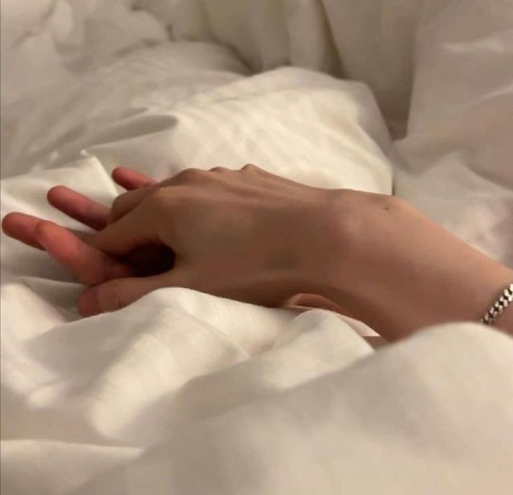 - 𝐄𝐮𝐩𝐡𝐨𝐫𝐢𝐚.
