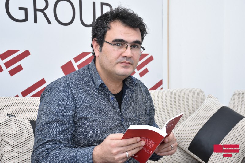 Ədəbiyyatın xilası üçün təklif vermişəm. Görün …