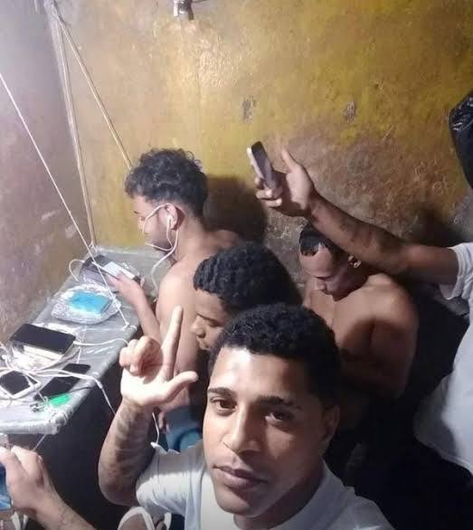 Gaioleiro mandou agora , mesmo preso …
