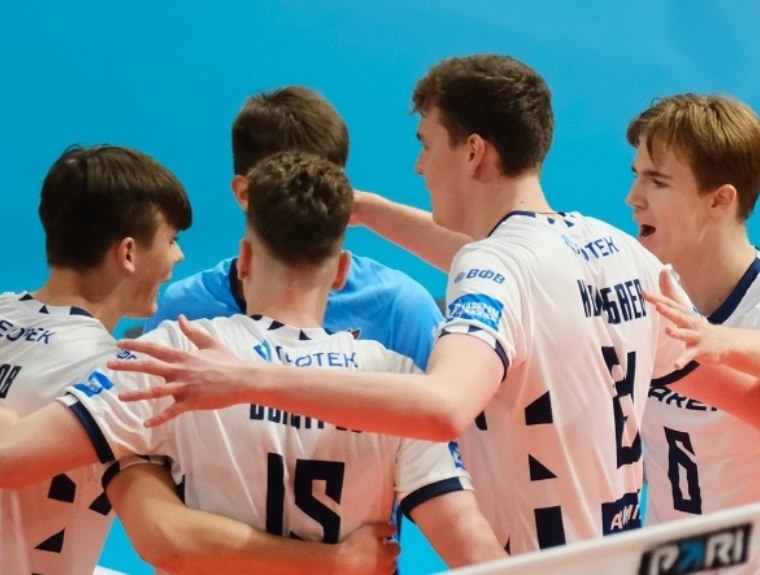 ***🏐***Молодежка «Факела» из ЯНАО [обыграла](https://www.mk-yamal.ru/sport/2024/12/18/molodezhka-fakela-iz-yanao-obygrala-belgorodskikh-voleybolistov.html) белгородских …