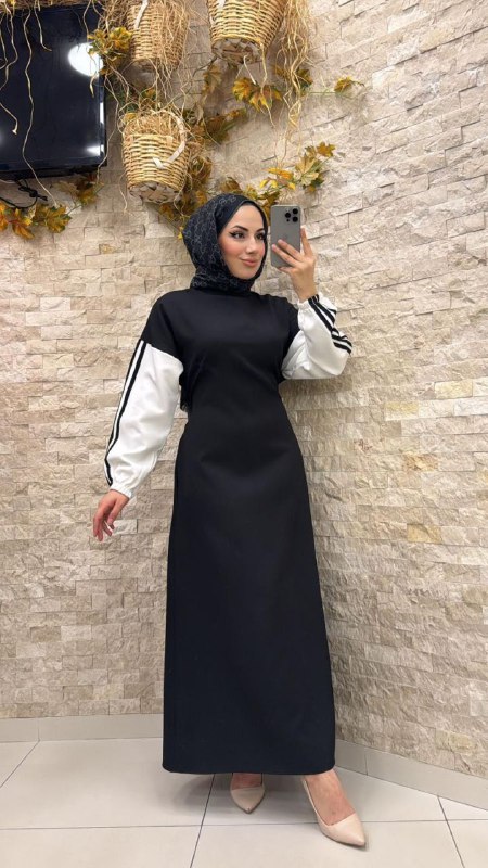 مجمع الملابس نسائيه