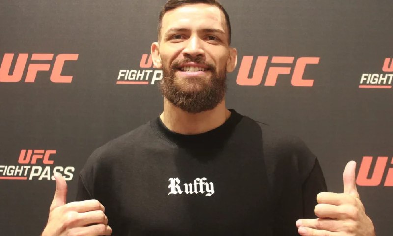 Maurício Ruffy expresa agradecimiento tras ser comparado con McGregor en UFC Río