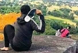 اذا لمن تستطيع اسعاد نفسك ...
