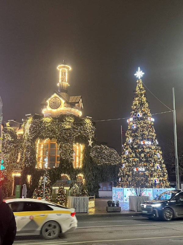 моличка покоряет москву