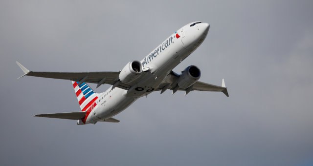 **American Airlines retoma voos após breve …