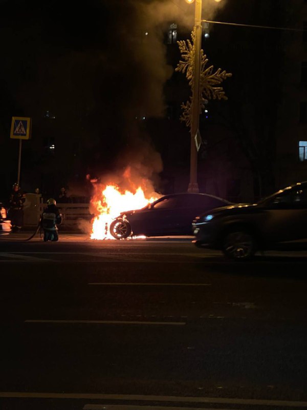 На Бородинском мосту в районе метро …