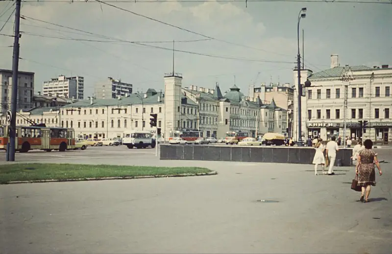 Колхозная (Сухаревская) площадь, 1985