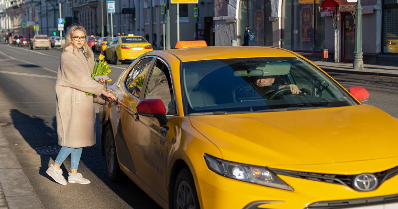 ***🚕*** Цена поездки на такси [увеличилась](https://moskvichmag.ru/gorod/tsena-poezdki-na-taksi-vyrosla-za-god-na-30/?utm_source=tg&amp;utm_medium=social&amp;utm_campaign=22929893&amp;utm_content=09.12.2024) …