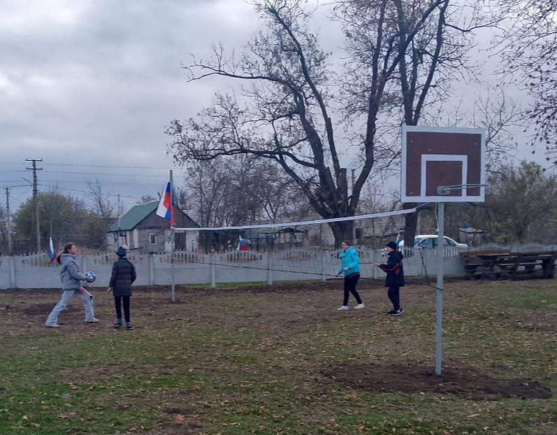 *****🥅*** У селищі Зелений Під Каховського …