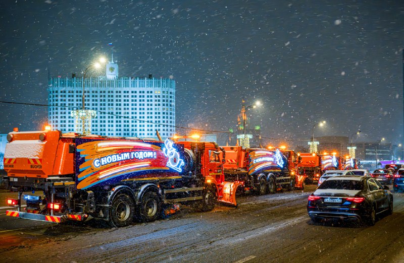 **В Москве городские службы переведены на …