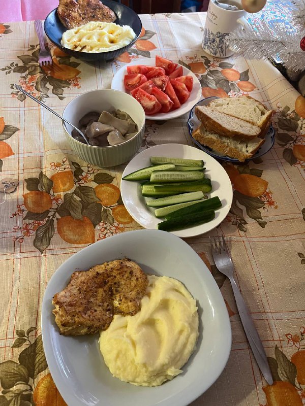 На вкусном последний день каникул провели …