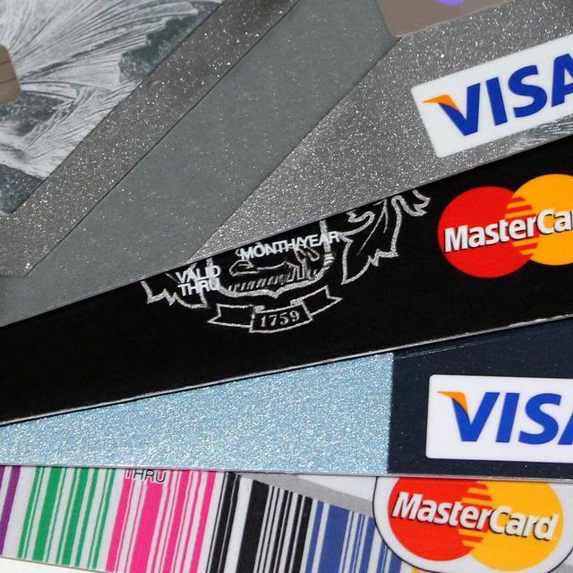 на нашем канале вы найдете предложения по оформлению дебетовых и кредитных карт от разных банков, ***☝*** [подписывайся](https://t.me/bankicard)