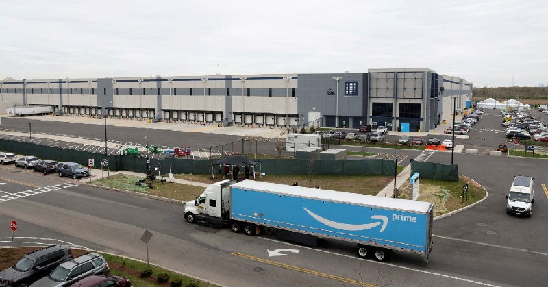 ***⏺*** Работники Amazon в США [выйдут](https://www.reuters.com/technology/amazon-workers-strike-multiple-us-warehouses-during-busy-holiday-season-2024-12-19/) …