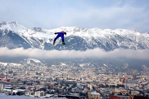 **La Tournée dei 4 trampolini si …