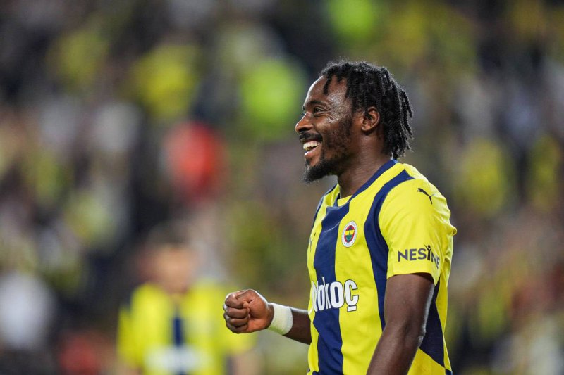 Bright Osayi-Samuel, Fenerbahçe'nin yeni sözleşme teklifini …