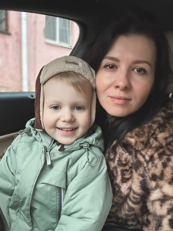 Мальчику сегодня три с половиной года***😁***