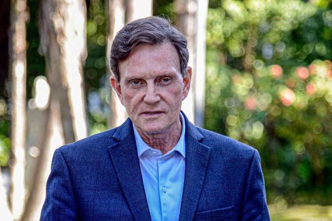 **Ex-prefeito do Rio Marcelo Crivella é …