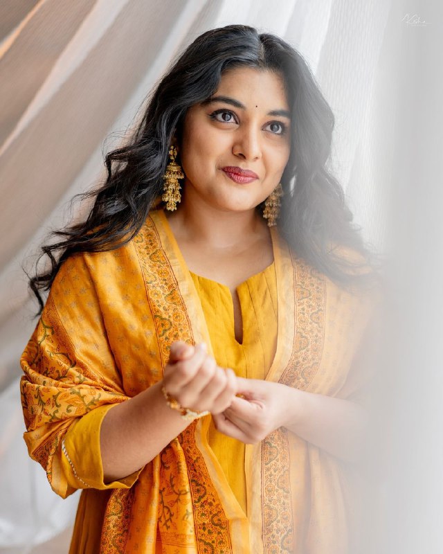 Nivetha Thomas 💃