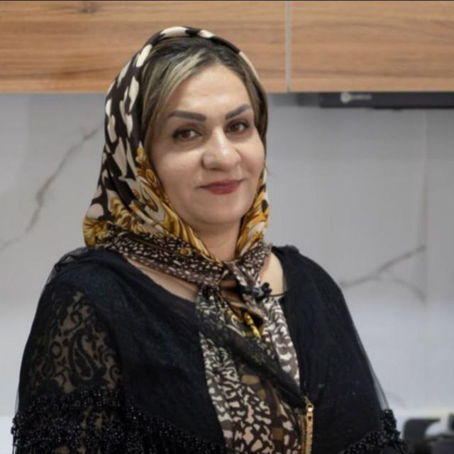 وتووێژ لەگەڵ خاتوونی نووسەر و پڕ …
