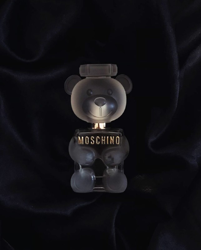 **"Toy 2", Moschino**