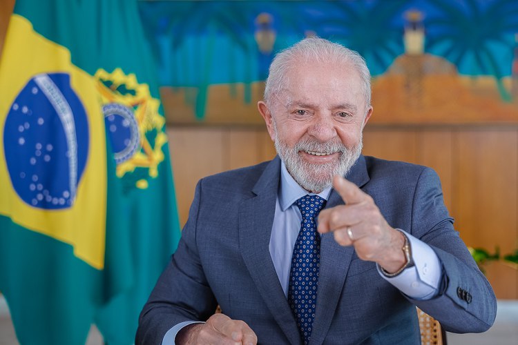 Pesquisa aponta Lula como favorito da …