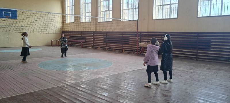 OLTINSOY BARKAMOL AVLOD BOLALAR MAKTABI