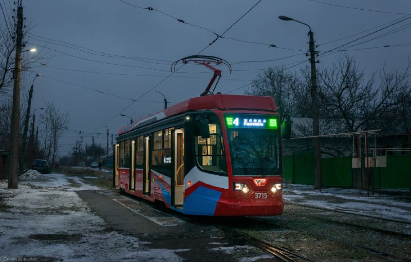 *****🚃*******Сегодня в Енакиево первый отремонтированный вагон …