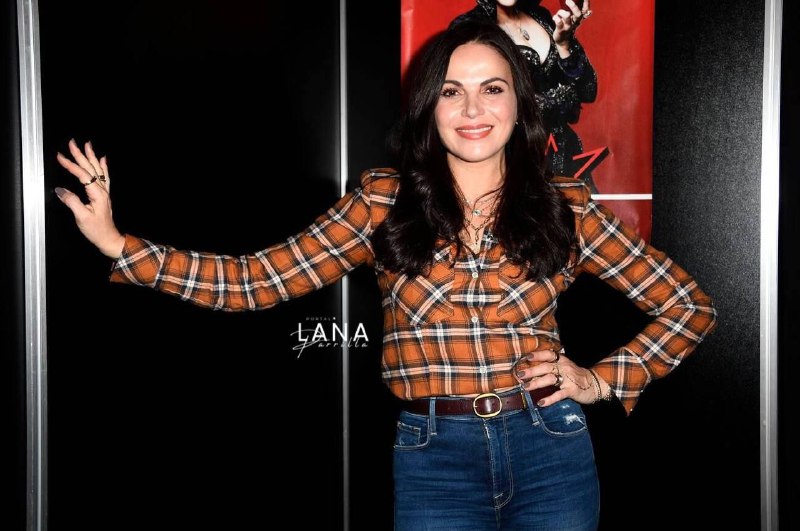 lanaparrilla_fam 👑💋🦢