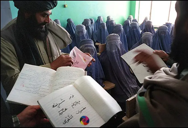 तालिबानी राजवटीत महिलांची स्थिती बिकट