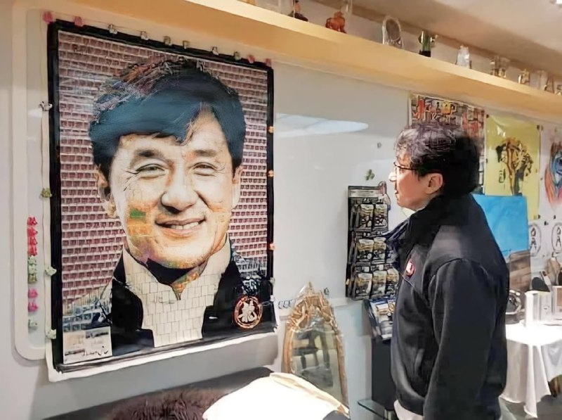 မင်းသား Jackie Chan ဆရာဇွဲရန်နိုင်ဆွဲပေးတဲ့