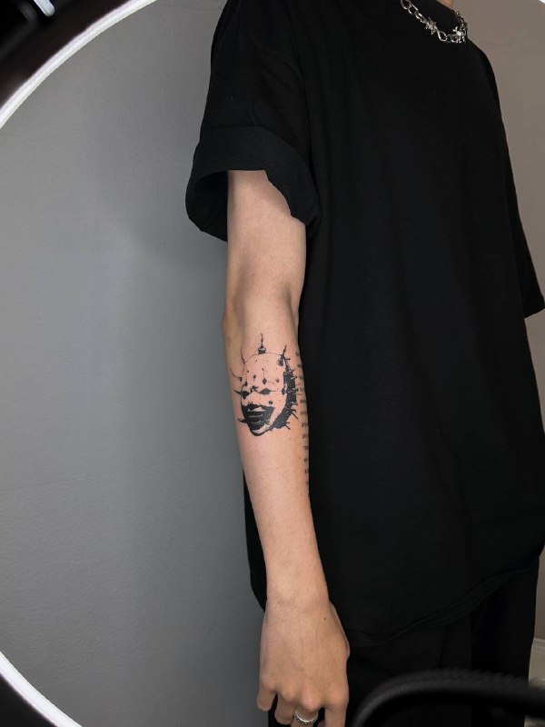 oxxxtattoo