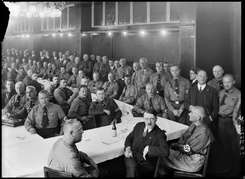 [#Hitler](?q=%23Hitler)