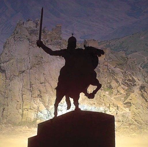 یک روز پادشاهی بهتر از چهل …