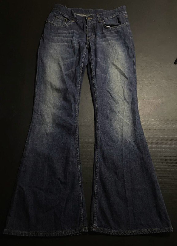 **vintage flared jeans