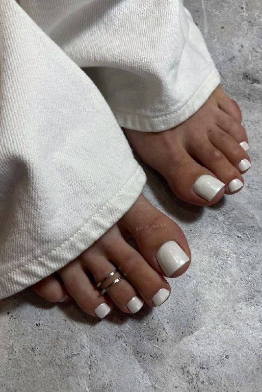 PEDICURE