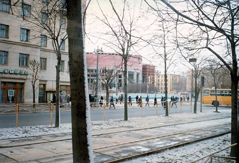 Московский проспект, 1990