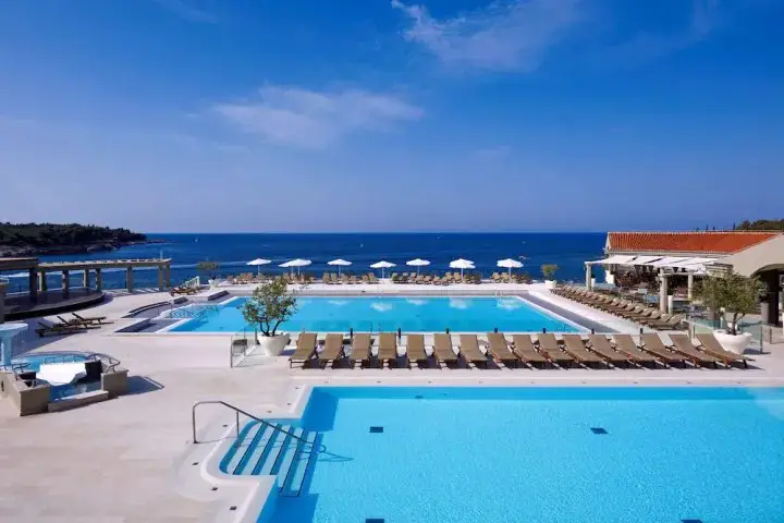 [Croazia in magnifico resort 4* fronte mare***😍***](https://www.piratinviaggio.it/hotel/magnifico-resort-4-in-croazia)