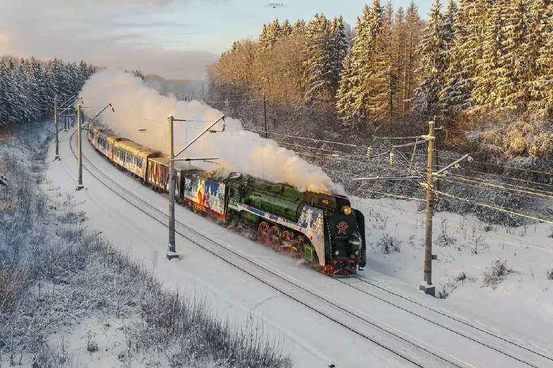 ***🎅*** **Поезд Деда Мороза заедет в …