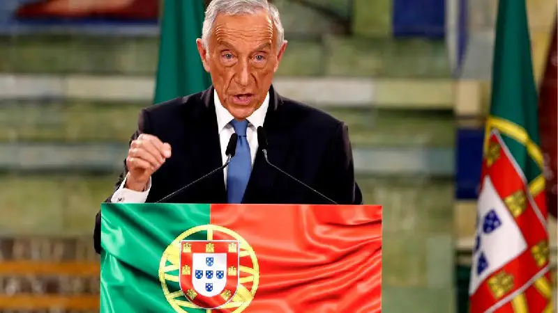 **Президент Португалии заявил, что страна должна …