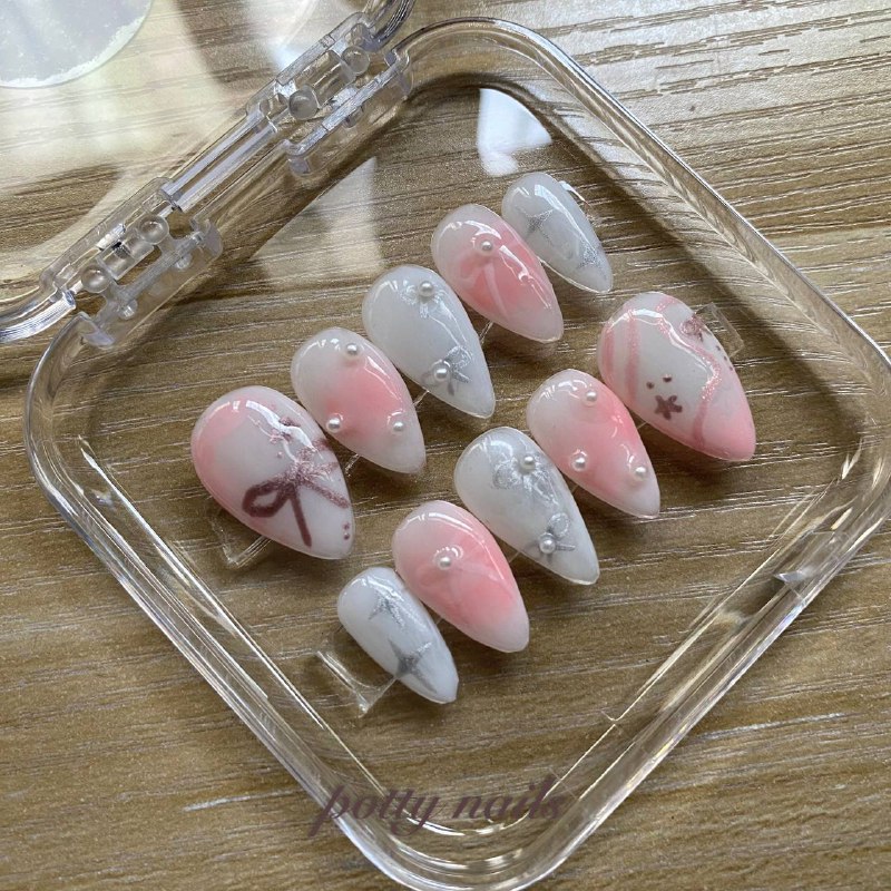 potty nails